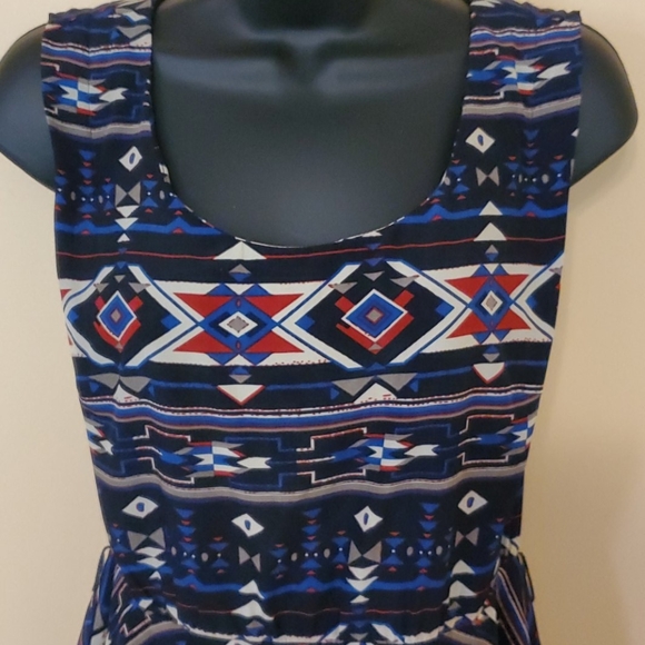 Ark and Co. Dress - Picture 2 of 4